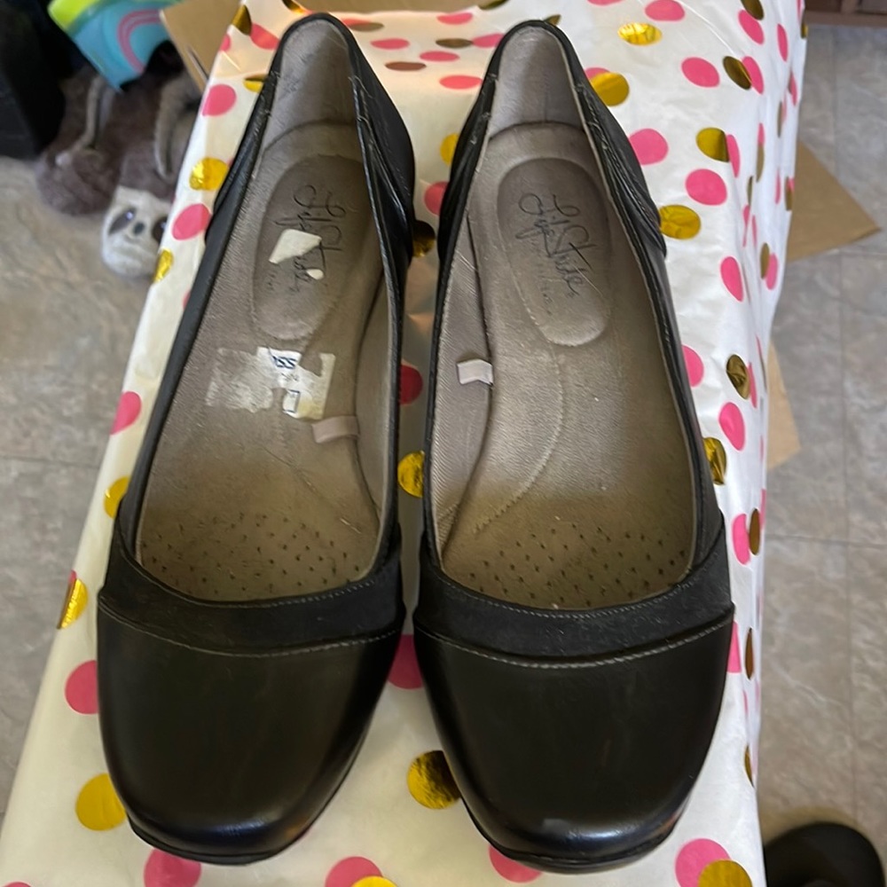 Comfy Black Flats
